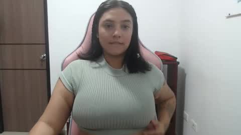 Snapshot of nebyula_star chatting on November 2025 06:41:02 PM Nebyula online show from November 2025 06:41:02 PM