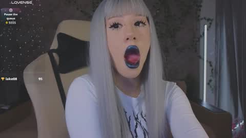 Eva online show from April 2026 09:48:02 PM