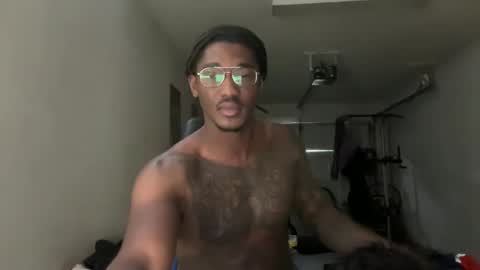 Snapshot of neednoluv chatting on October 2025 07:27:02 PM neednoluv online show from October 2025 07:27:02 PM