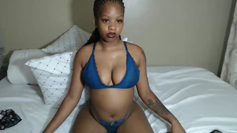 Snapshot of neeshaah chatting on December 2025 08:23:01 AM Neeshaa online show from December 2025 08:23:01 AM