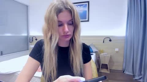 neighbours_love online show from December 2024 04:49:01 PM