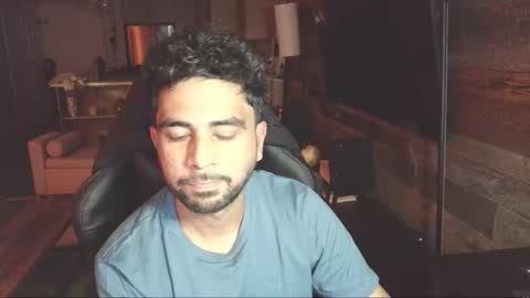 Snapshot of neilsing chatting on January 2026 03:32:01 AM neil online show from January 2026 03:32:01 AM