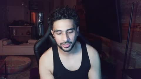Snapshot of neilsing chatting on June 2026 12:32:02 AM neil online show from June 2026 12:32:02 AM