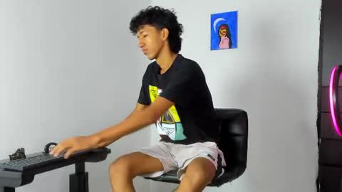 Snapshot of neitan_miller chatting on July 2026 12:29:02 PM neitan online show from July 2026 12:29:02 PM