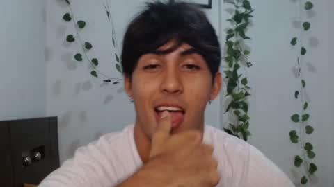 Neithanzyn online show from February 2025 07:31:02 PM