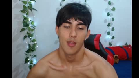 Neithanzyn online show from March 2025 10:56:01 PM