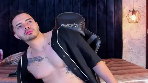 Snapshot of neithcooper chatting on December 2024 12:05:01 PM Ryan online show from December 2024 12:05:01 PM