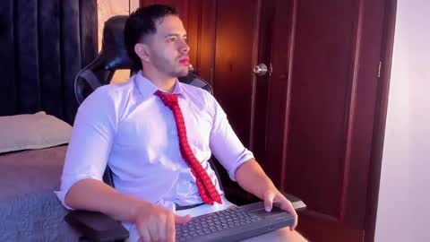 Snapshot of neithcooper chatting on December 2024 12:42:01 PM Ryan online show from December 2024 12:42:01 PM