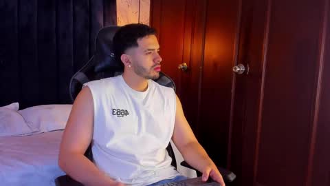 Snapshot of neithcooper chatting on January 2025 12:19:01 PM Ryan online show from January 2025 12:19:01 PM