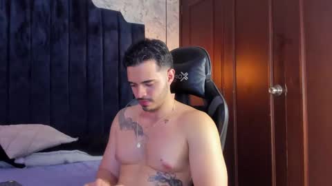 Snapshot of neithcooper chatting on January 2025 03:05:02 AM Ryan online show from January 2025 03:05:02 AM