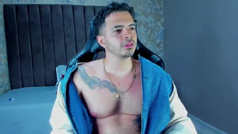 Snapshot of neithcooper chatting on February 2025 11:36:01 PM Ryan online show from February 2025 11:36:01 PM