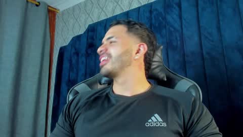 Snapshot of neithcooper chatting on March 2025 01:09:01 AM Ryan online show from March 2025 01:09:01 AM