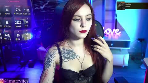 Snapshot of nelle_ chatting on December 2024 09:56:01 AM online show from December 2024 09:56:01 AM