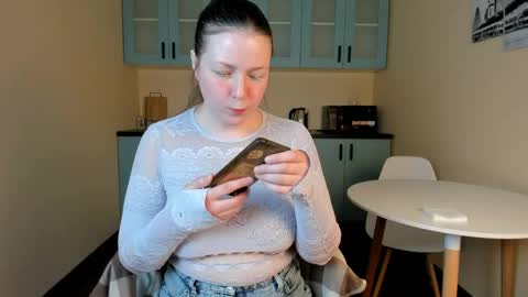 Snapshot of nelliebev chatting on May 2026 01:38:01 PM Nellie online show from May 2026 01:38:01 PM