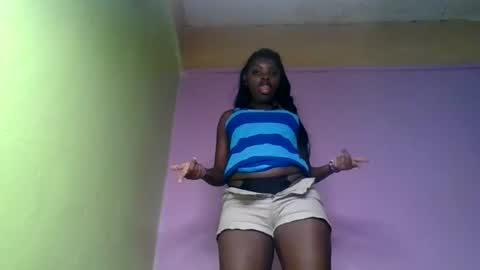 Snapshot of nelly_ebony5 chatting on June 2026 02:00:01 AM nelly_ebony5 online show from June 2026 02:00:01 AM