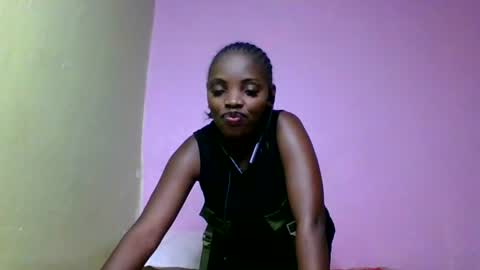 Snapshot of nelly_ebony5 chatting on June 2026 12:20:02 PM nelly_ebony5 online show from June 2026 12:20:02 PM