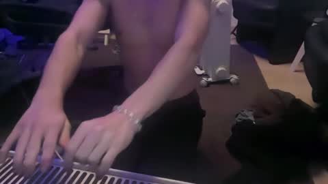 nemcahot online show from December 2024 02:33:01 AM