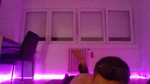 nemcahot online show from November 2025 12:09:02 AM