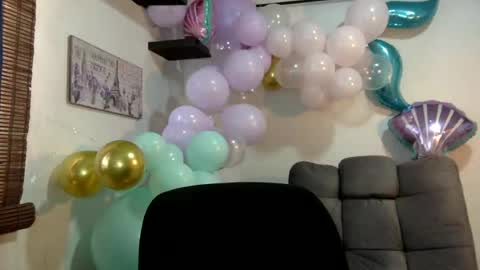 Snapshot of nena_lov chatting on June 2026 05:14:01 PM Star online show from June 2026 05:14:01 PM