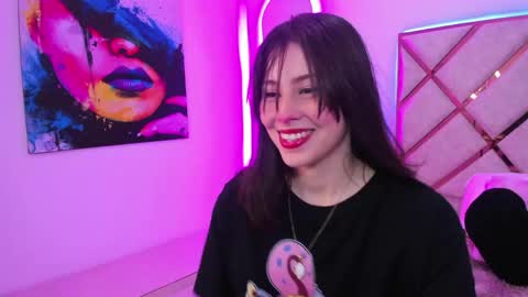 nenaarisk online show from March 2026 01:55:02 PM