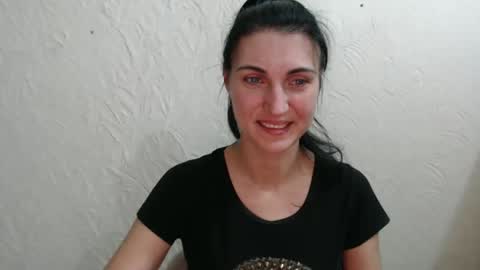 Snapshot of nensyfay_ chatting on December 2024 11:56:02 PM Nensy online show from December 2024 11:56:02 PM