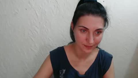 Snapshot of nensyfay_ chatting on December 2024 11:56:02 PM Nensy online show from December 2024 11:56:02 PM