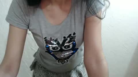 Snapshot of nensyfay_ chatting on January 2025 01:21:01 AM Nensy online show from January 2025 01:21:01 AM