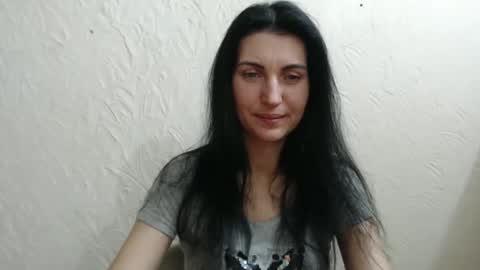 Snapshot of nensyfay_ chatting on January 2025 02:25:01 PM Nensy online show from January 2025 02:25:01 PM
