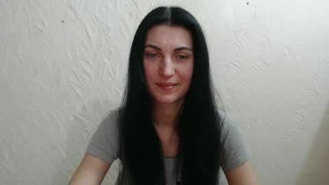 Snapshot of nensyfay_ chatting on January 2025 08:48:01 PM Nensy online show from January 2025 08:48:01 PM