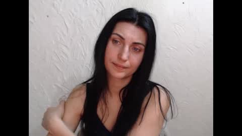 Snapshot of nensyfay_ chatting on February 2025 11:34:02 PM Nensy online show from February 2025 11:34:02 PM