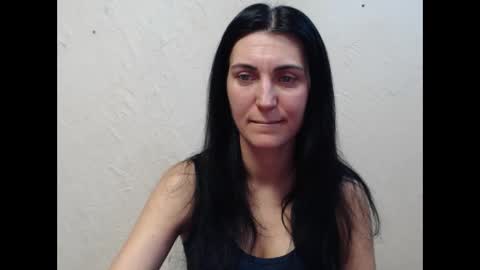 Snapshot of nensyfay_ chatting on February 2025 02:23:02 PM Nensy online show from February 2025 02:23:02 PM