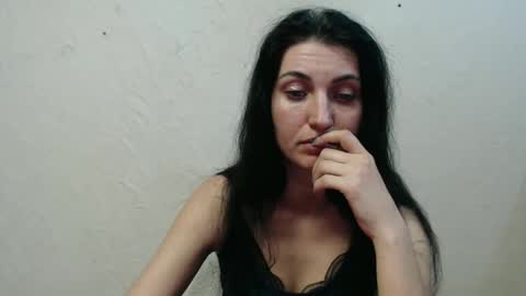 Snapshot of nensyfay_ chatting on March 2025 05:18:01 PM Nensy online show from March 2025 05:18:01 PM