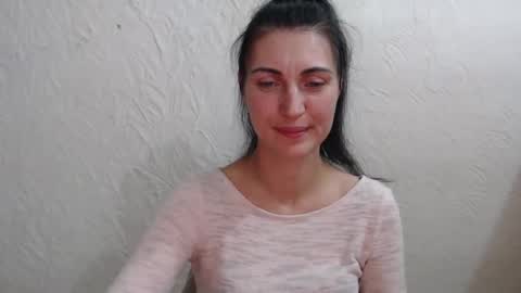 Snapshot of nensyfay_ chatting on October 2025 02:46:02 PM Nensy online show from October 2025 02:46:02 PM