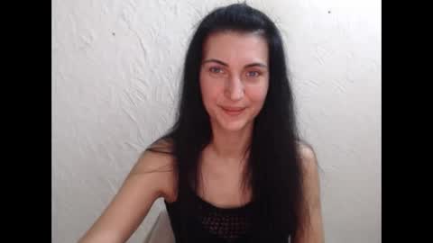 Snapshot of nensyfay_ chatting on November 2025 08:31:01 PM Nensy online show from November 2025 08:31:01 PM