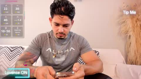 Snapshot of neo_dimou chatting on October 2025 11:36:01 AM Jordan online show from October 2025 11:36:01 AM