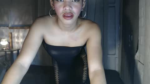 neomi online show from September 2025 06:38:01 AM