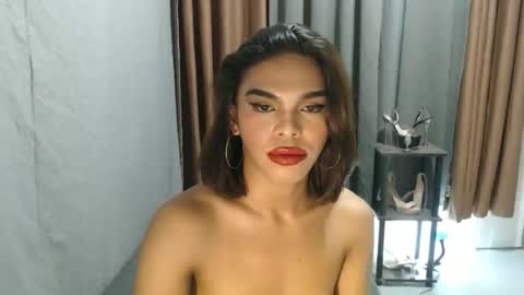 Snapshot of neomi_hardcock chatting on April 2026 07:22:02 PM neomi online show from April 2026 07:22:02 PM