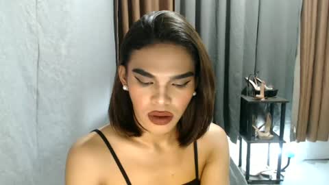 Snapshot of neomi_hardcock chatting on May 2026 04:59:02 PM neomi online show from May 2026 04:59:02 PM