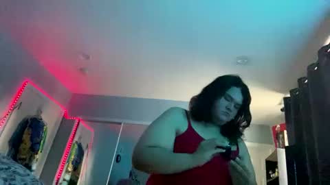 Neon online show from October 2025 09:48:02 PM