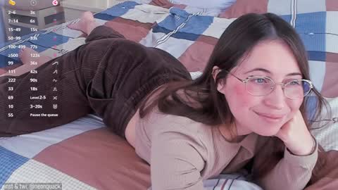 Snapshot of neonquack chatting on January 2025 12:03:01 PM Riley online show from January 2025 12:03:01 PM