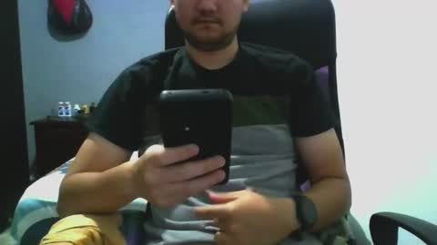 Snapshot of nerdxxx94 chatting on June 2026 04:04:02 AM MrBull online show from June 2026 04:04:02 AM