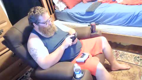 Snapshot of nerdychub4fun chatting on May 2026 12:05:01 AM nerdychub4fun online show from May 2026 12:05:01 AM