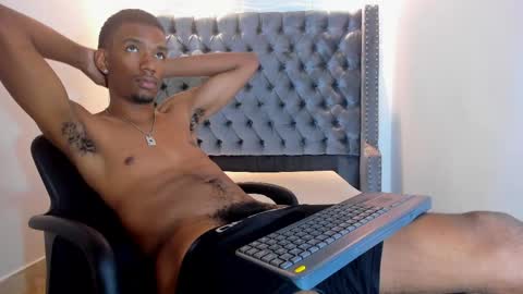 Snapshot of nero_reyd chatting on November 2025 07:37:01 PM Nero online show from November 2025 07:37:01 PM