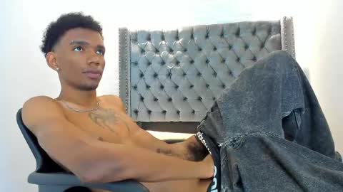 Snapshot of nero_reyd chatting on May 2026 12:56:01 PM Nero online show from May 2026 12:56:01 PM