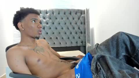 Snapshot of nero_reyd chatting on May 2026 07:20:01 PM Nero online show from May 2026 07:20:01 PM