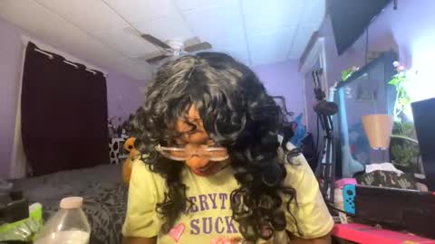 nesiaj21 online show from March 2025 05:35:01 AM