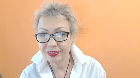 NessyJenixs online show from November 2025 08:14:01 AM