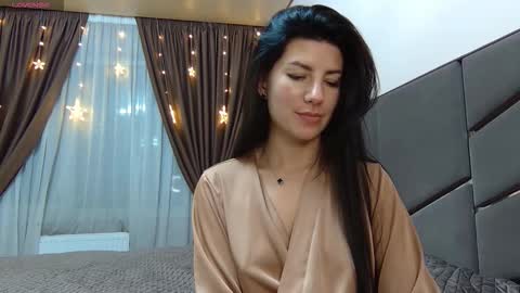 Nessy online show from December 2025 04:05:01 PM