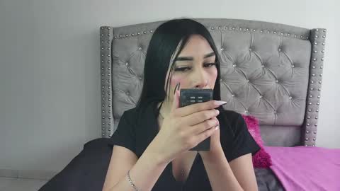 nesuko_kamado online show from February 2025 03:16:02 PM