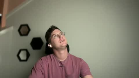 Snapshot of netflixhumanicorn chatting on December 2024 04:09:01 AM RyRy online show from December 2024 04:09:01 AM